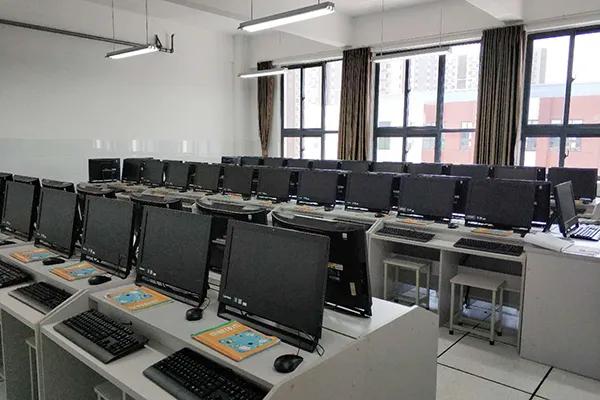 弦歌不辍五十载，上下求索奏华章——郑州市第五十四中学简介