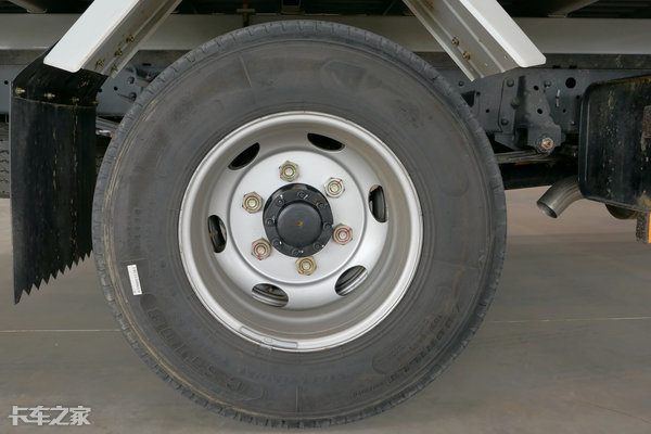 江西五十铃发布翼放轻卡新品,江西五十铃推出首款翼放es轻卡