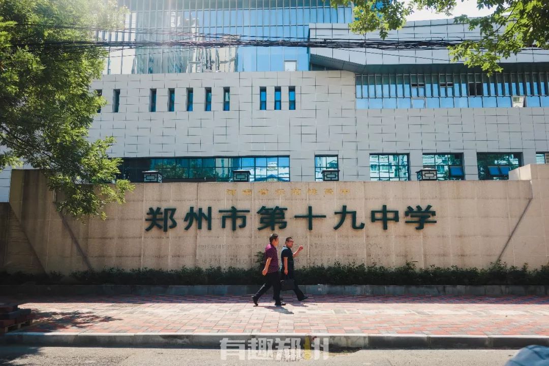 吃不完的饭逛不完的街,吃不完的美食走不完的小巷