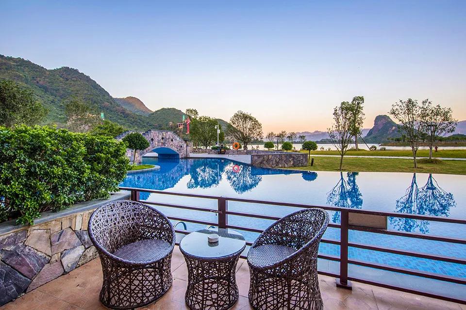 英德温泉一日游,英德有什么温泉带泳池酒店