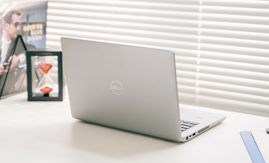 商务游戏两用笔记本性价比高,商务游戏两不误笔记本