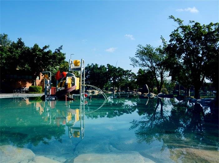 昆明弥勒温泉推荐,弥勒湖泉温泉五一