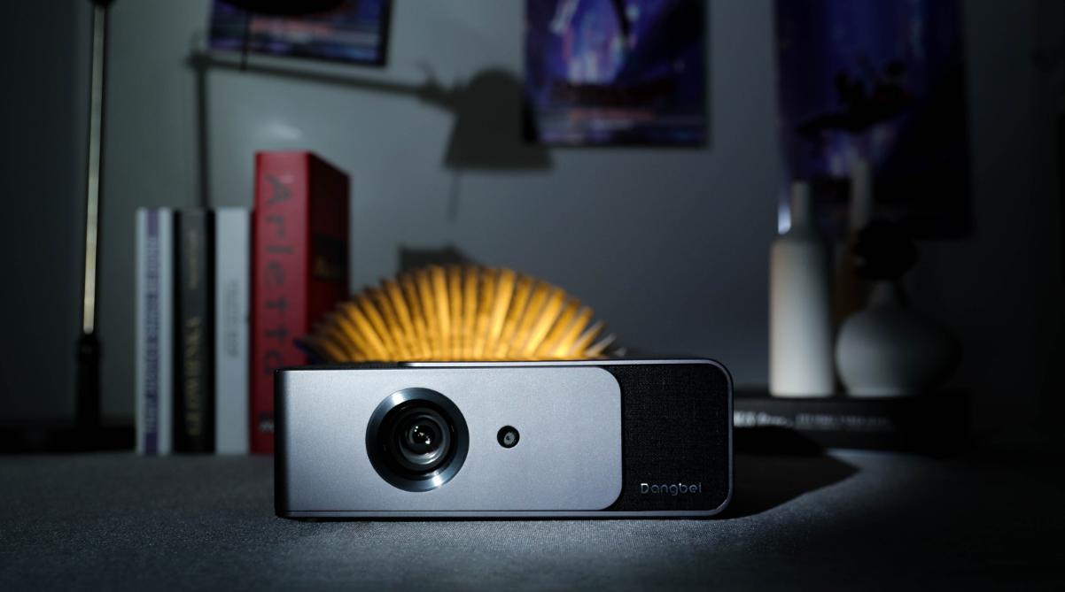 为什么越来越多人买无屏电视，真的实用吗？从此告别传统电视机了