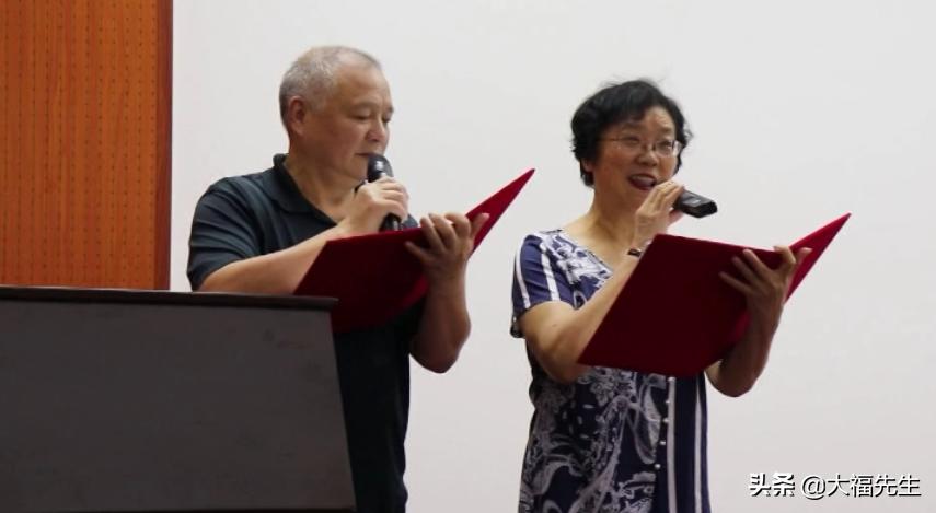 钢铁年代战友重逢,钢铁情怀