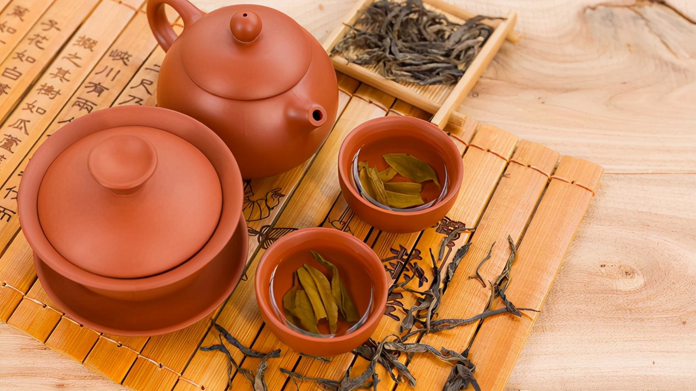 秋季清火润燥的茶,秋天喝什么茶最好养生茶