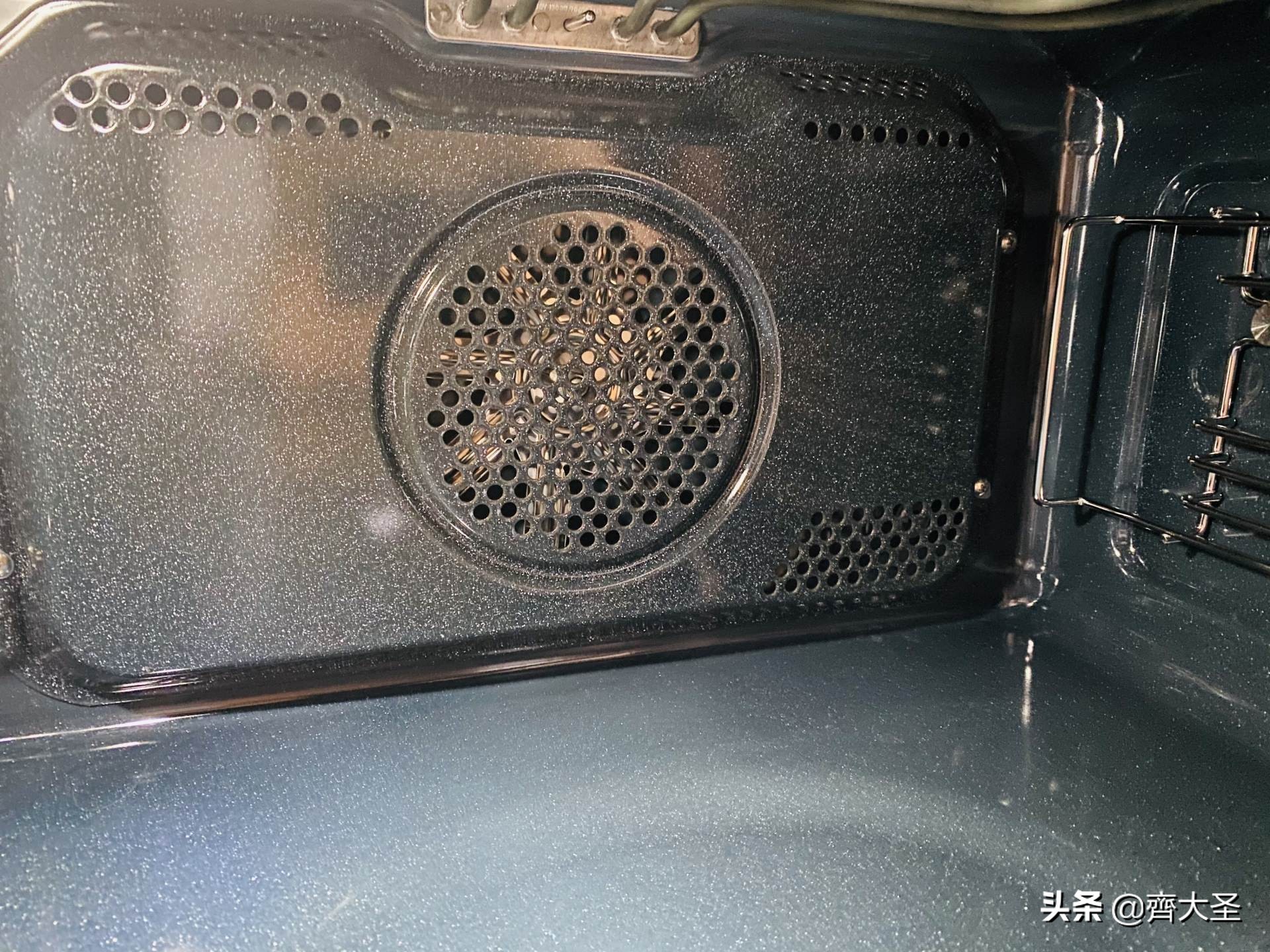 什么样的嵌入式蒸烤箱好用,蒸烤箱半嵌入式和全嵌入式区别