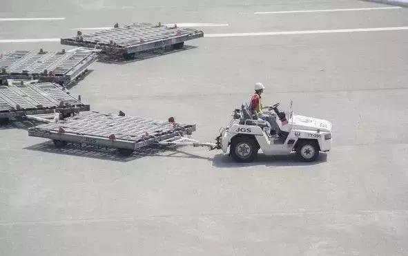 行李箱在列车上丢失怎么找回,行李箱丢了知道车号