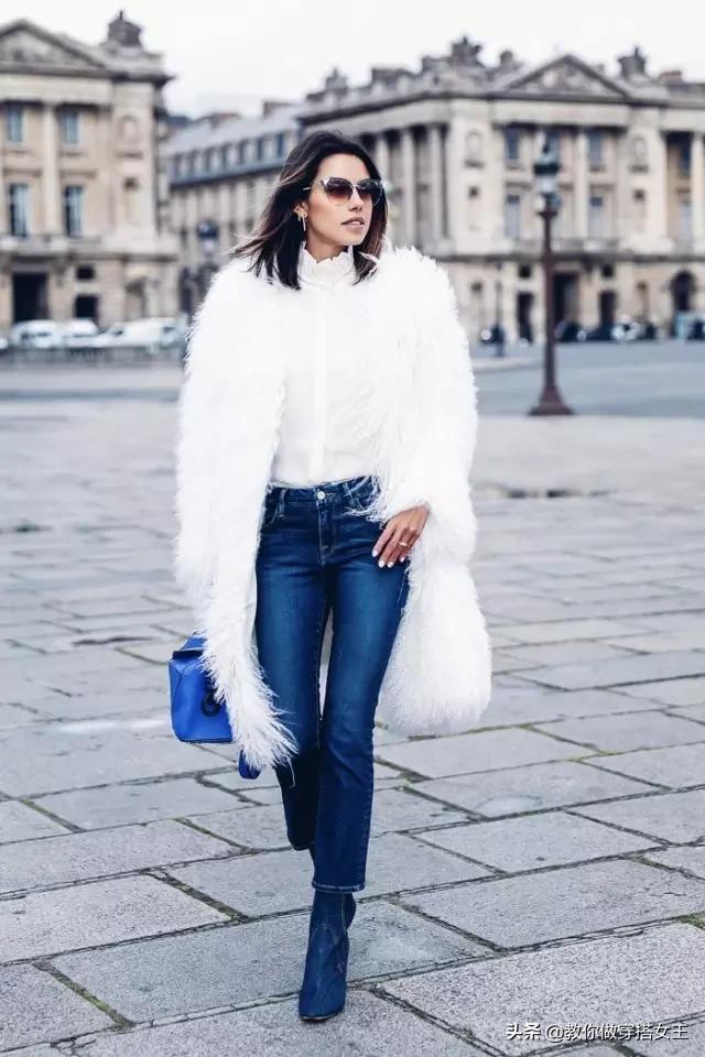 米杏色和驼色白驼绒哪个色更好看,深灰色和咖啡色黄皮穿哪个好看