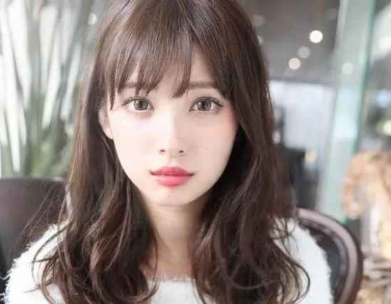 黄皮染栗棕色好看吗,栗棕色和什么色染出来好看