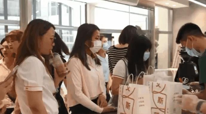 从一家私房工作室到火火火火爆南京，这家店有什么特别之处？