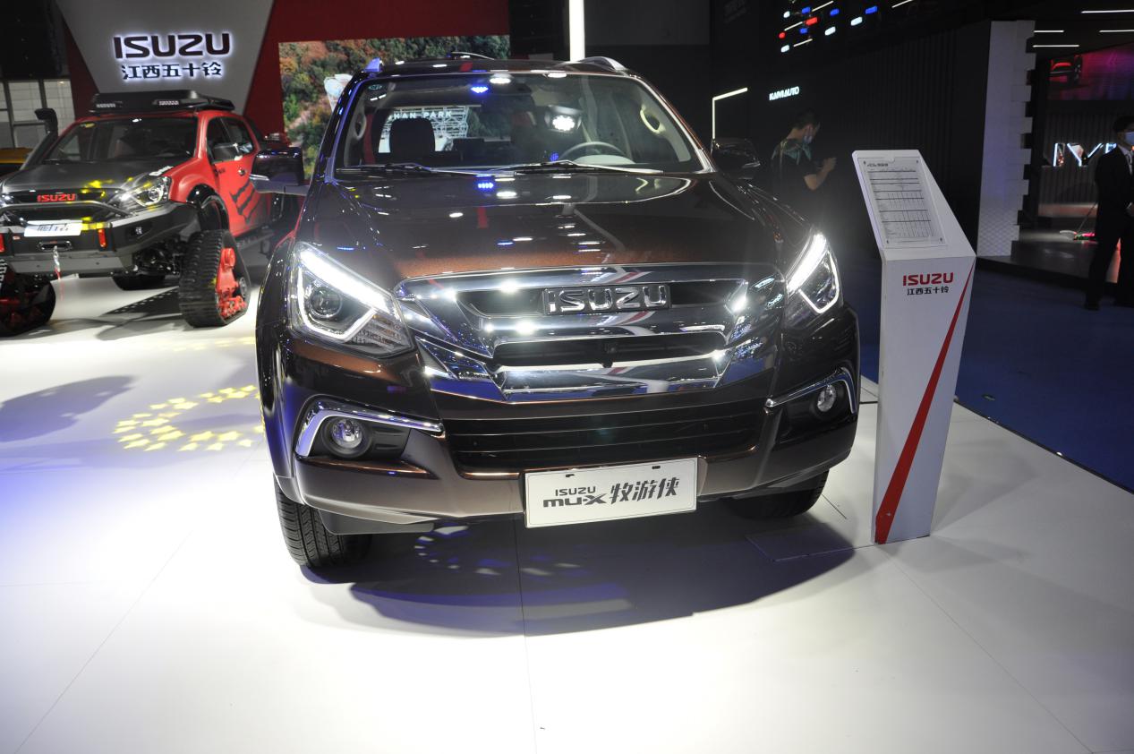 mux牧游侠越野改装,mu-x牧游侠3.0柴油四驱越野视频