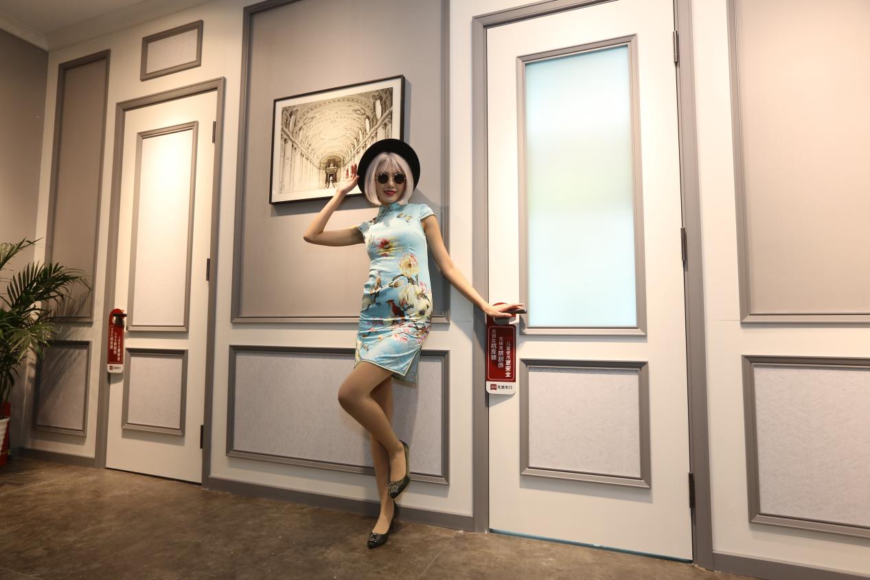 鍙屽煄瀹ゅ唴鏈ㄩ棬,鍙屽煄3d鏈ㄩ棬