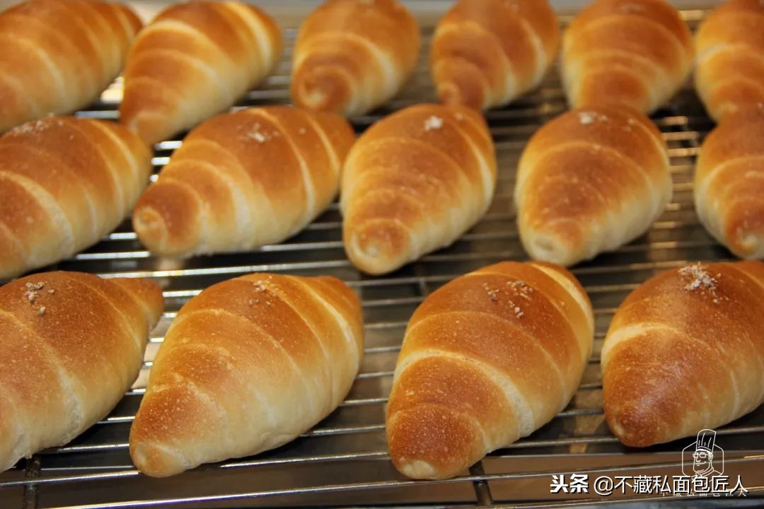 黄油可以用起酥油代替吗,烤面包可以用什么油替代黄油