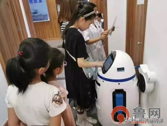 上海儿童医院斜视医生,儿童医院斜视专家