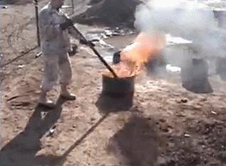 越战美军的生理难题：走出基地就挨越共黑枪，无奈特设烧屎官