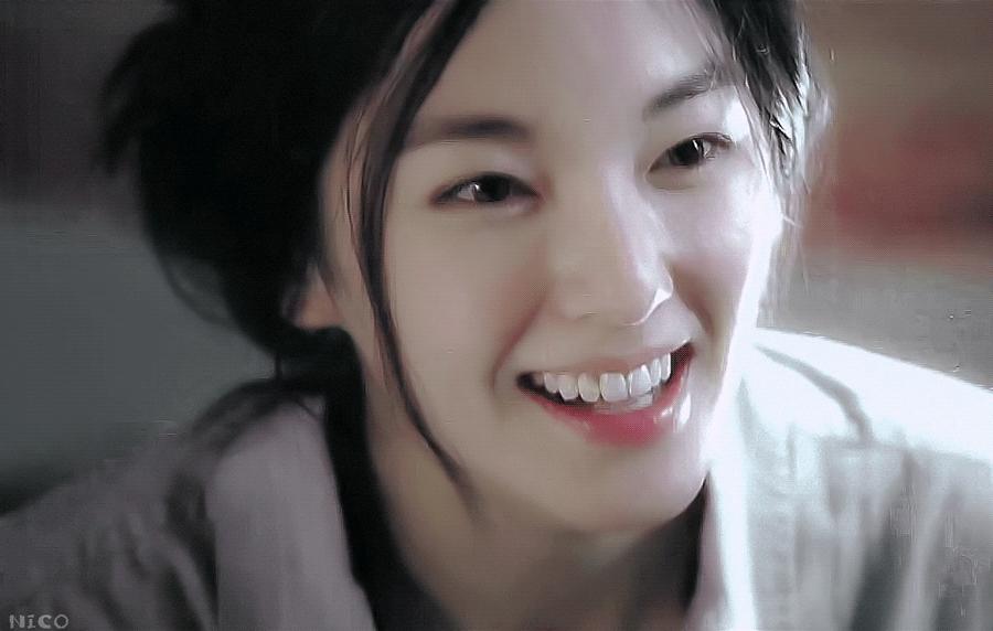 张雨绮御姐出场,张雨绮一向肤白貌美很有御姐气质