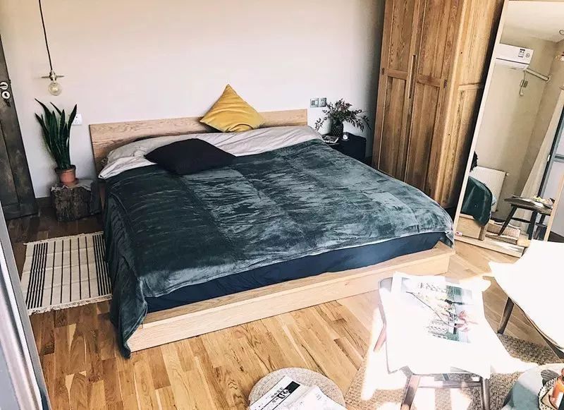 不当环球小姐，她跑到深山，种菜、调香，过上佛系人生