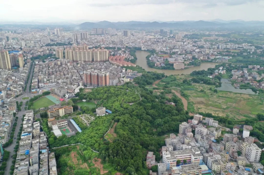 一组“治好强迫症”的航拍图！这里，是附城