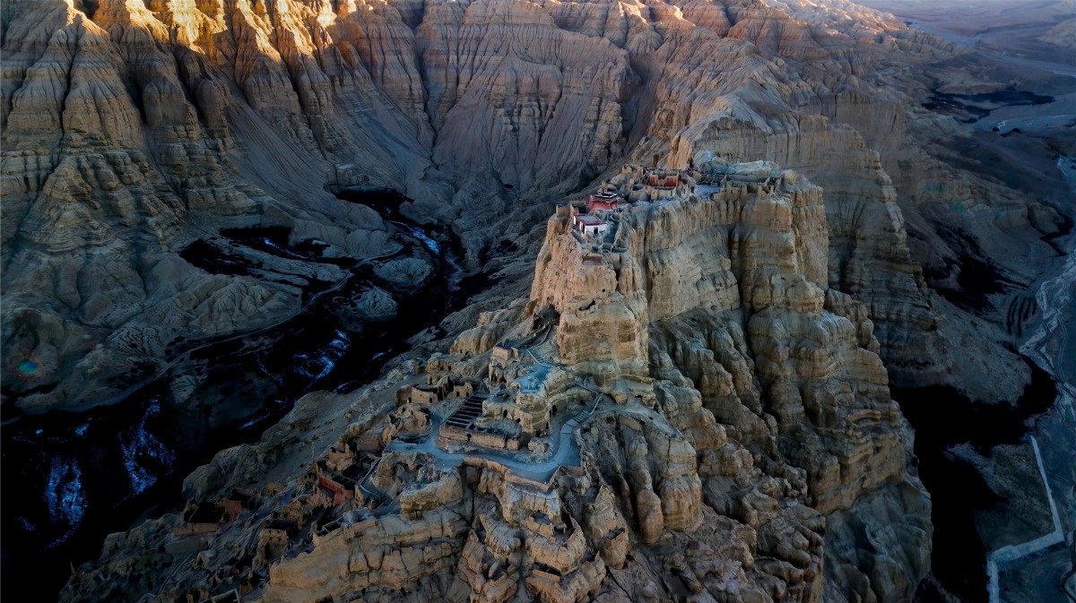 古格王朝为什么一夜之间神秘消失,古格王朝一夜之间消失吗