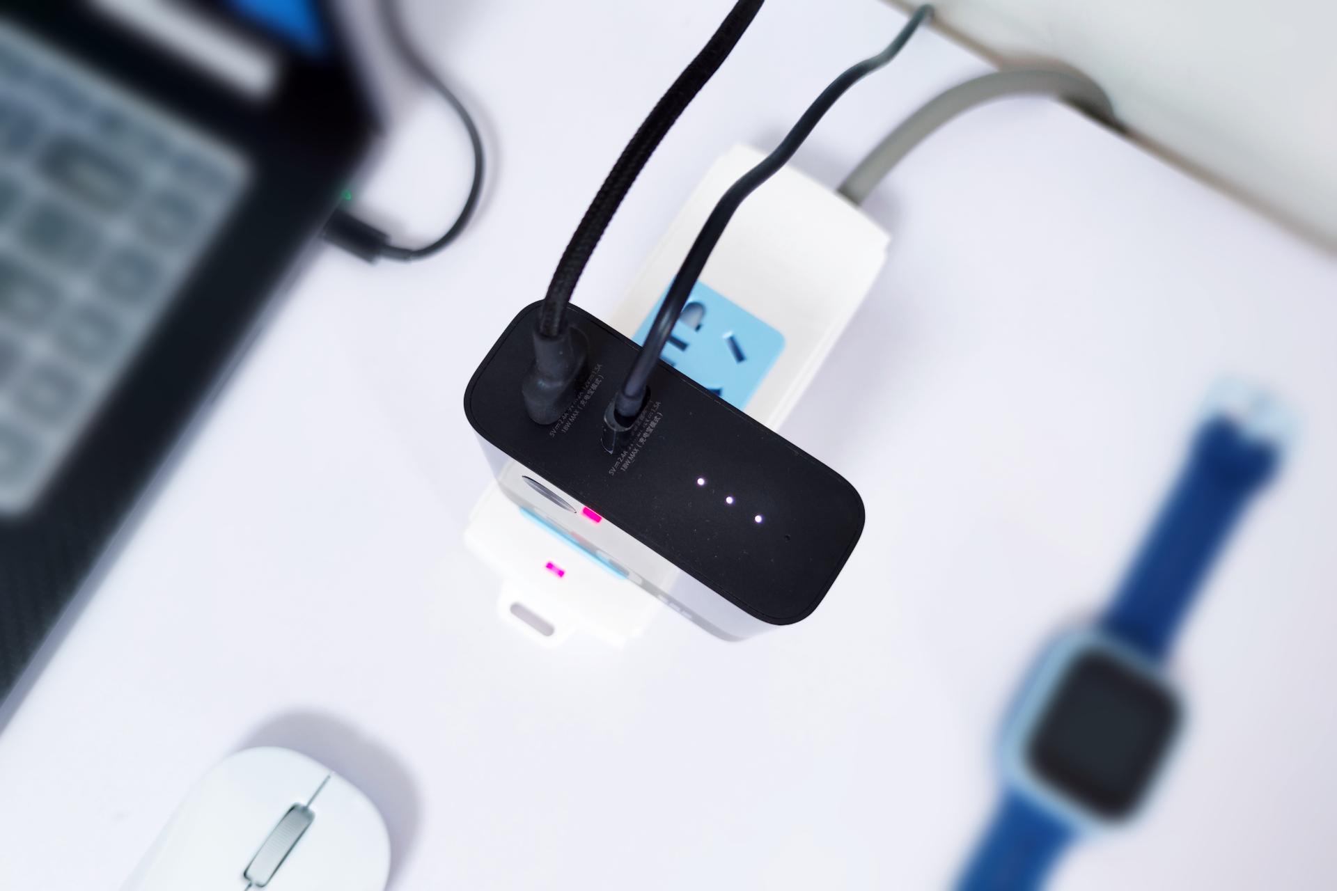 小米发布10000mah新充电宝,小米充电宝20000mah50w测评