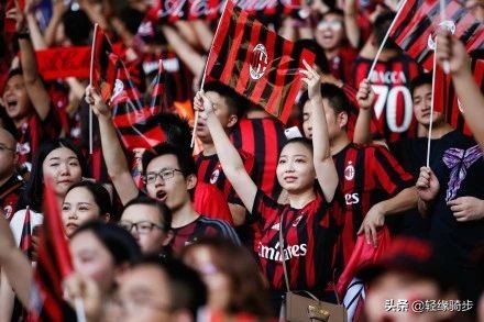 ac米兰时隔11年再次登顶意甲冠军,ac米兰时隔11年的冠军如期而至