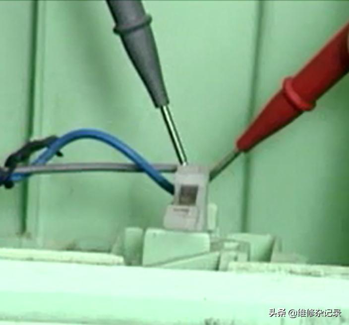 洗衣机控制板有哪些元器件,威力双桶洗衣机电路设备图