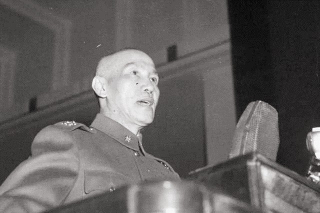 1955年军队授衔都授了什么军衔,1955年授予中将军衔的将军名单