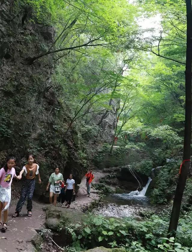 重渡沟北沟攻略,重渡沟美食小吃街攻略