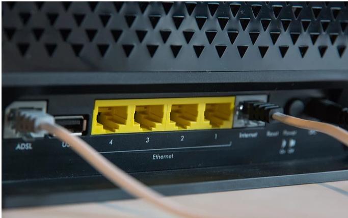 2个路由器之间用网线连接设置,win10插上路由器网线怎么设置