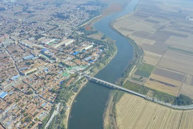 胜日寻芳泗水滨图片,胜日寻芳泗水滨的下一句是