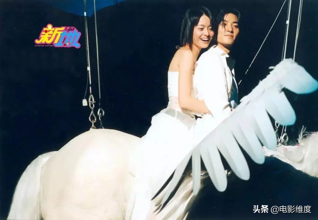 44岁梁咏琪晒和女儿照片 (梁咏琪怎样认识西班牙老公)