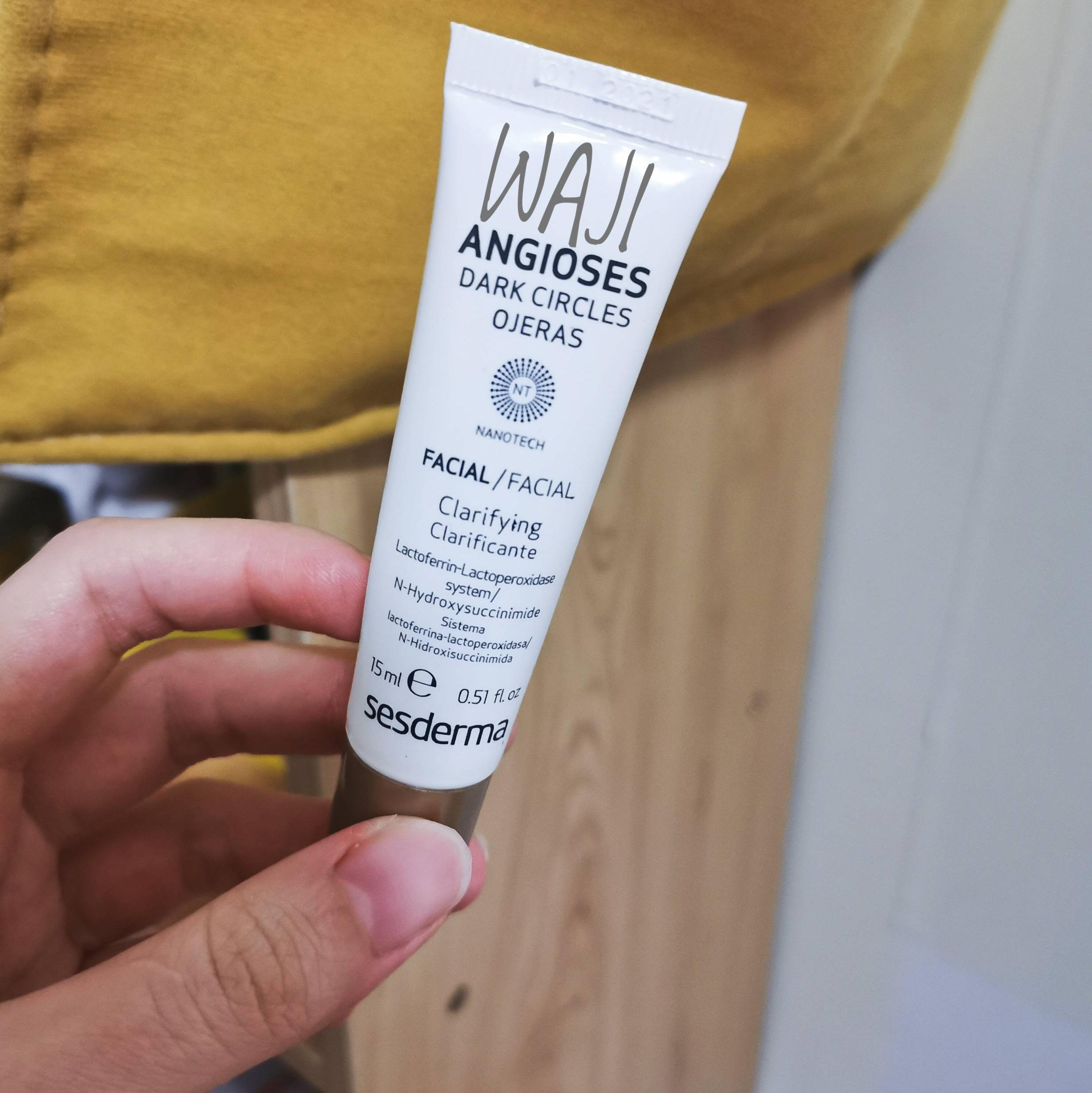 眼霜是忽悠人的吗,化妆品内行人揭秘眼霜