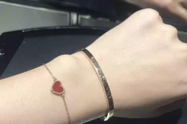 梵克雅宝免税店现在多少钱,梵克雅宝的免税店在哪里