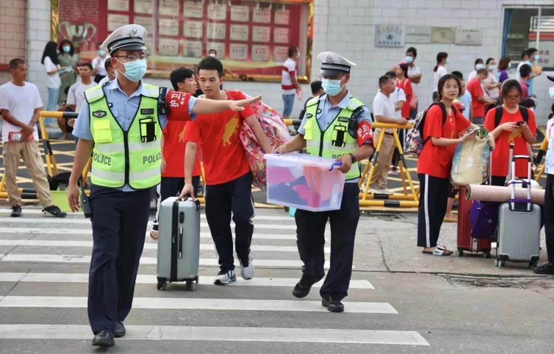 交警全力以赴守护高考,交警支队将全员上阵护航高考
