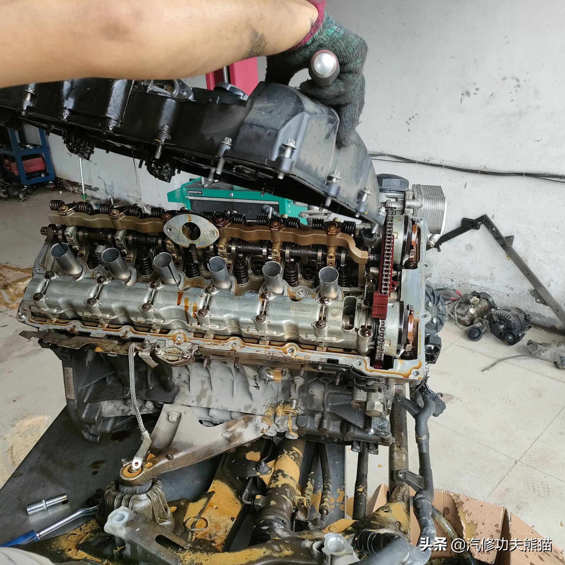 e90宝马325i容易烧机油,宝马e90325i烧机油能修好吗