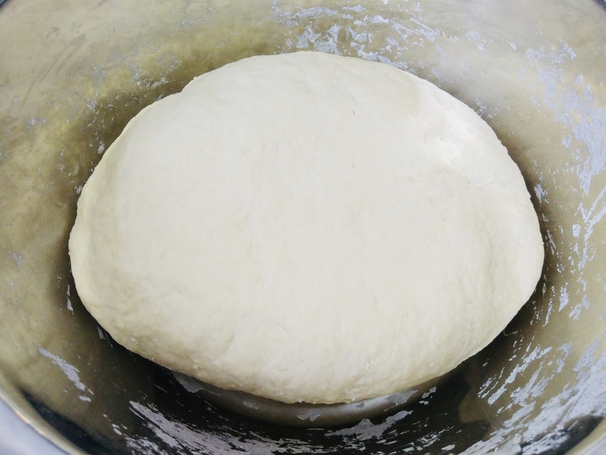 馒头怎么蒸出不塌陷不硬很松软,二次蒸馒头的方法和技巧