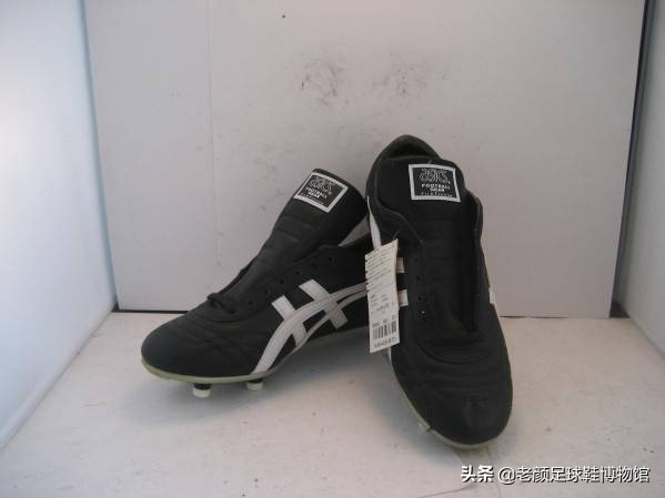 缅怀非洲50大球星之一，南非足球英雄，专虐国米后防的黑又硬