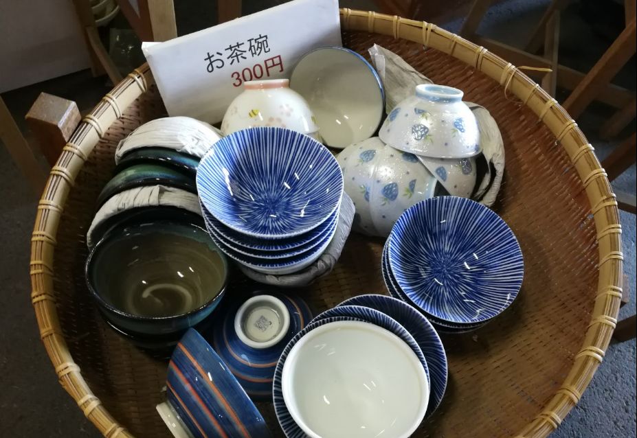 “碰瓷”日本美浓烧集市，我们最动心的却是一个木质便当盒