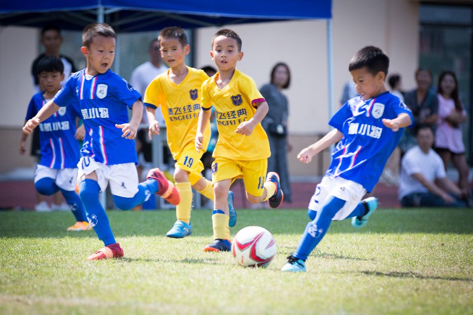 四川南充奥航足球俱乐部直播,南充奥航杯少儿足球比赛