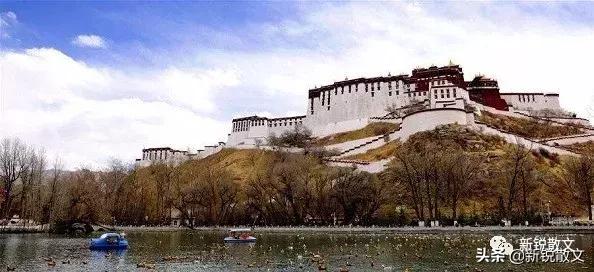 去拉萨一个缺氧的地方,拉萨是世界的中心