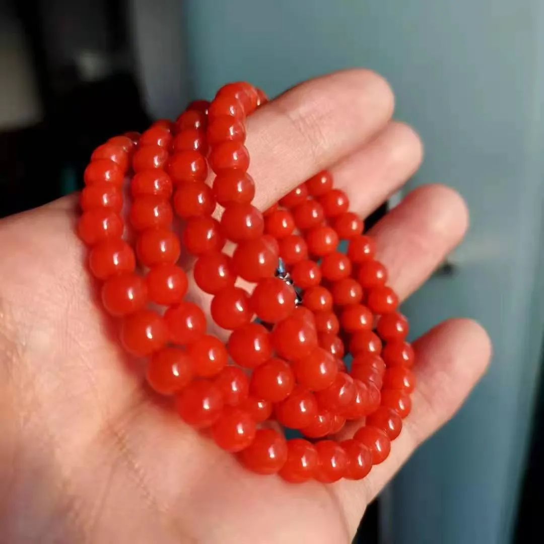 什么手串对自己的运气比较好,2024本命年带什么手串