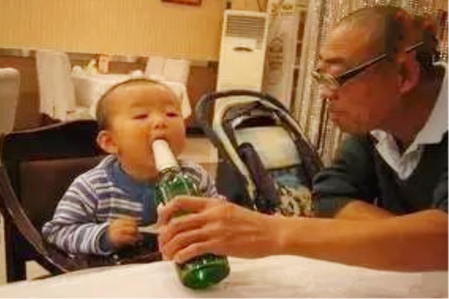 3岁孩子调皮不受管教怎么办,3岁前不能制止孩子的行为