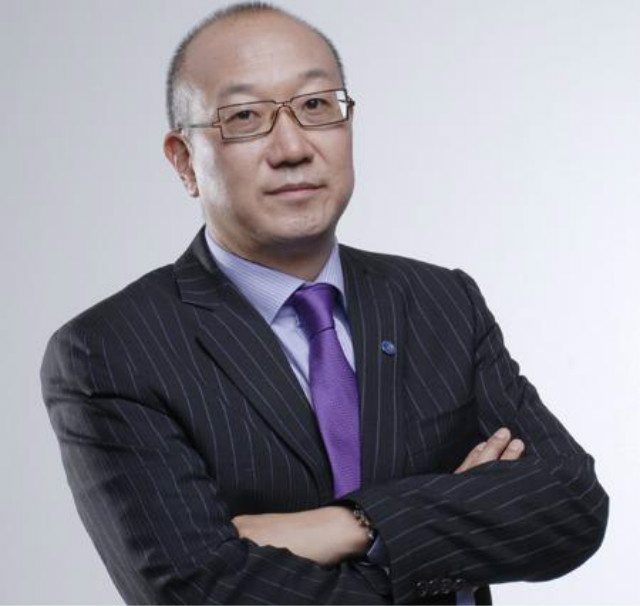 地产大亨冯仑完整版视频,房地产大佬冯仑最新视频