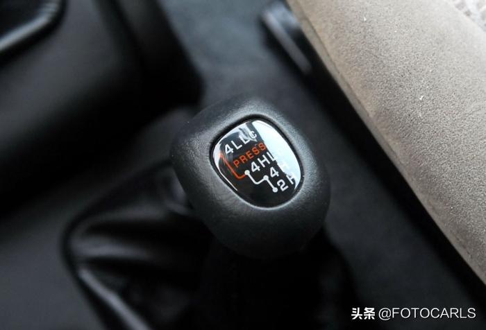 猎豹2.0飞腾,猎豹飞腾2.0两驱版