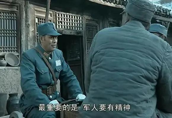 亮剑楚云飞送给老李手枪,新亮剑楚云飞送给李云龙的勃朗宁