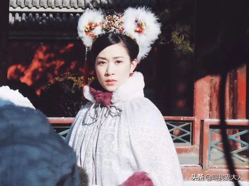 佘诗曼单亲家庭,佘诗曼为什么一直单身