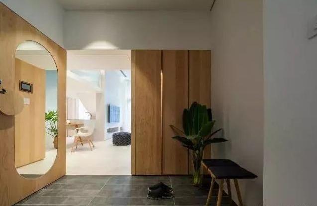 不到50平小房，变两层小别墅，将床架在半空中，瞬间多出间房