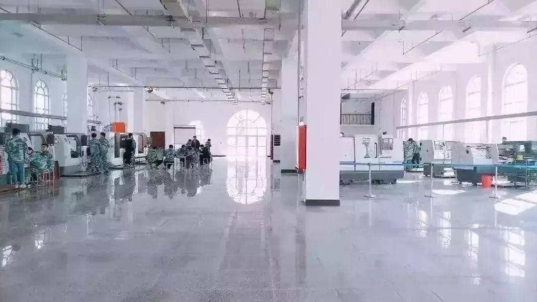 @港院人，有因必有果，敢不敢来挑战