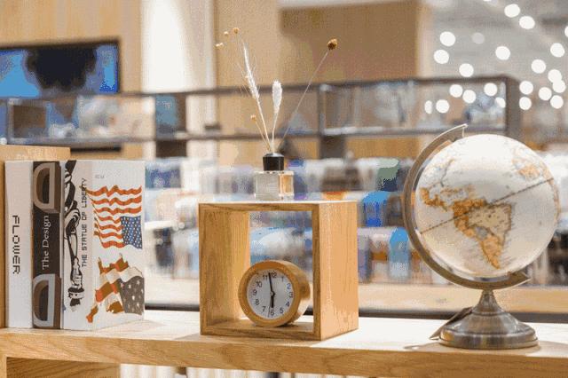 海澜之家生意那么差怎么赚钱,海澜之家一个实体店一年收益