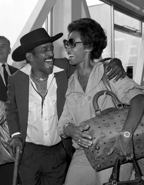 mcm幼稚吗,谁不爱nct